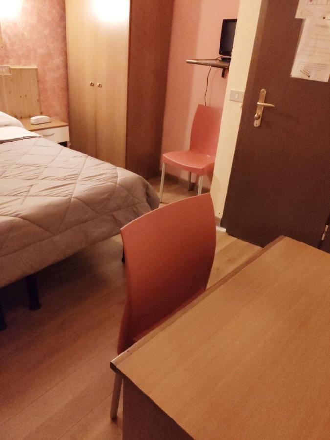 Hotel Ariosto Centro Storico Reggio nell'Emilia Zewnętrze zdjęcie